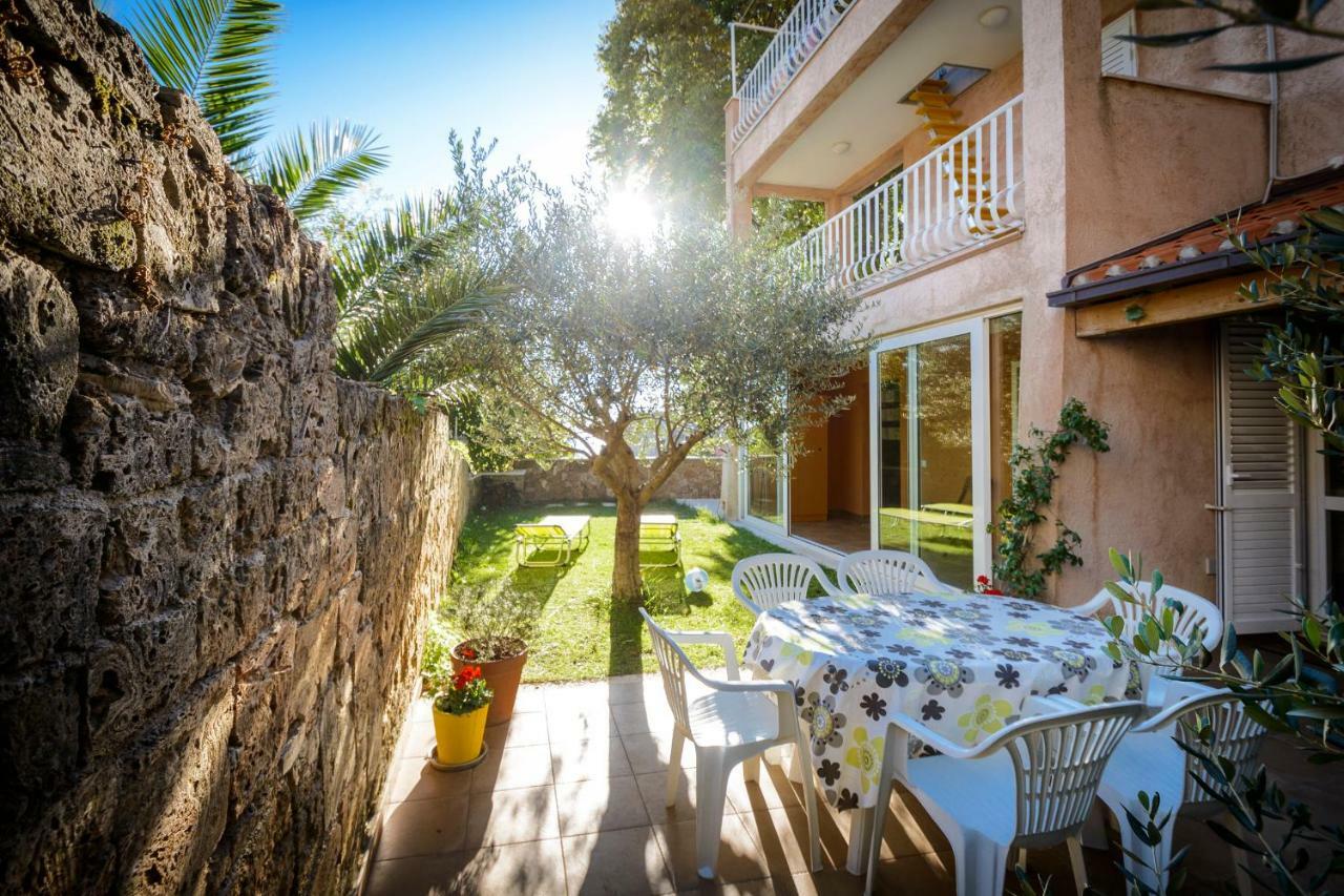 מליני Celtis Apartment מראה חיצוני תמונה